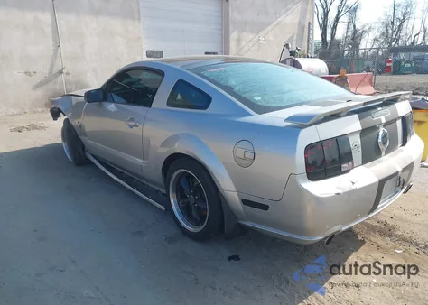 2009 Ford Mustang Gt/Gt Premium из США, поврежденный, VIN 1ZVHT82H795128079